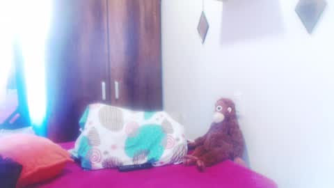 Snapshot of gloriawhitte7 chatting on February 20, 4:03 pm gloriawhitte7 online show from February 20, 4:03 pm