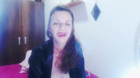 Snapshot of gloriawhitte7 chatting on January 28, 9:50 pm gloriawhitte7 online show from January 28, 9:50 pm