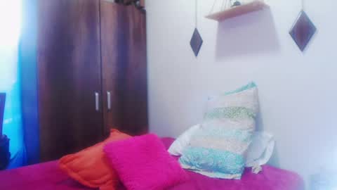 Snapshot of gloriawhitte7 chatting on December 5, 8:38 pm gloriawhitte7 online show from December 5, 8:38 pm