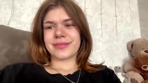  Roxy  online show from June 1, 11:00 am