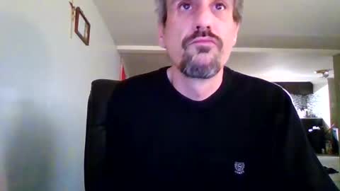 gmang4242 online show from March 7, 9:09 am