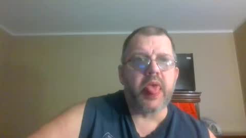 IDKIDCIDGAF online show from March 5, 7:17 am