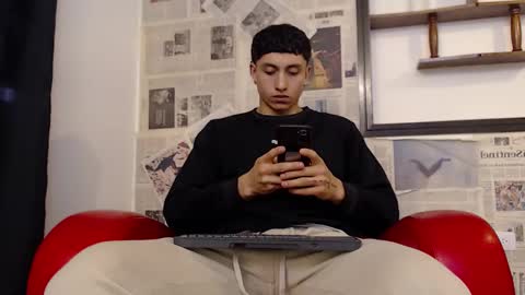 steven online show from December 15, 12:45 pm