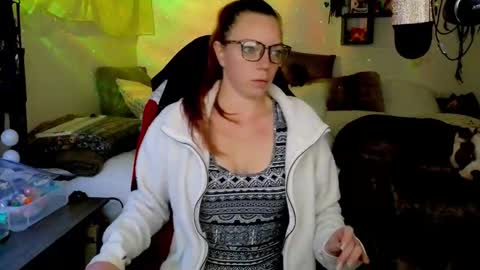 Patricia Mars           Goddess of Mars twitter thegoddessmindy online show from January 6, 3:49 pm