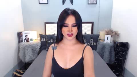 Nicole online show from December 28, 9:09 am