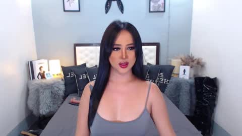 Nicole online show from January 5, 1:45 am