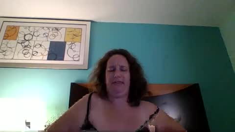 Crystal online show from May 11, 3:57 am