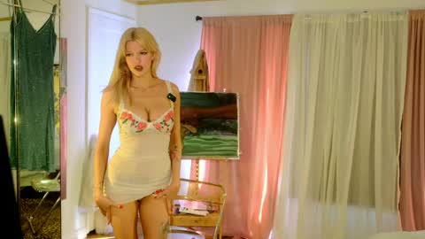 Goddess Sherry online show from April 24, 9:50 pm