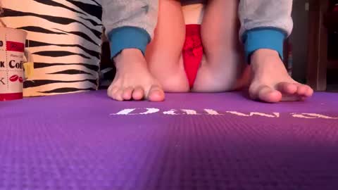 goddesssophie_ online show from April 15, 7:16 pm