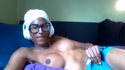 goddexx_kii online show from September 21, 4:11 pm