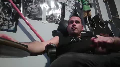 Snapshot of godsbane_the_devil_apart chatting on December 31, 6:05 am The Devil Hekda online show from December 31, 6:05 am