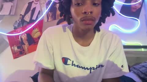 gojos_girl online show from April 18, 1:51 am