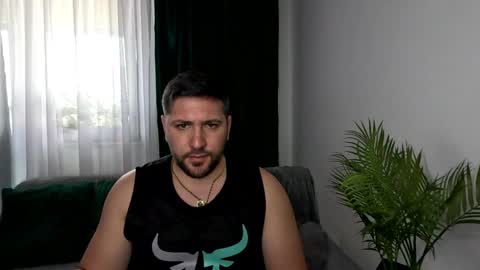 gold_alpha_boy online show from May 20, 2:34 pm