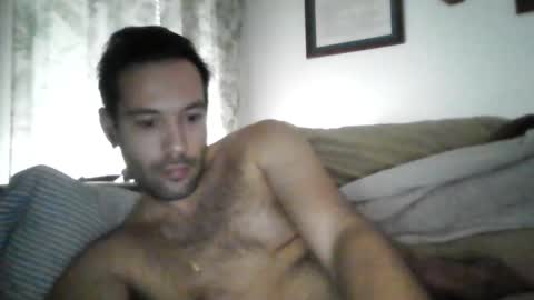 Snapshot of goldendragon19 chatting on October 17, 1:37 pm goldendragon19 online show from October 17, 1:37 pm