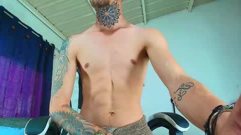 Goldy Loyal93 online show from September 30, 6:07 pm