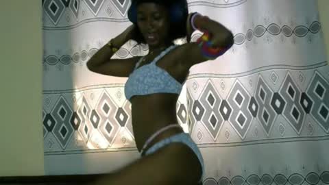 Snapshot of good_feeling_ chatting on October 15, 9:48 pm sexybaddie online show from October 15, 9:48 pm
