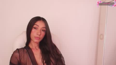 Rose  online show from December 5, 9:41 am