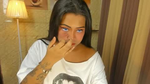 RIANA online show from July 27, 6:38 pm