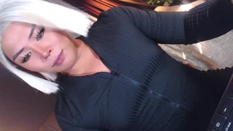 Samantha online show from April 14, 6:49 am