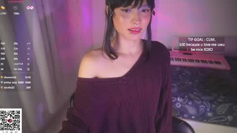Cami online show from June 19, 9:15 am