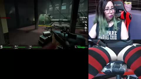 gothic_cutie online show from April 14, 8:12 pm