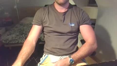 goura2000 online show from October 29, 10:10 pm