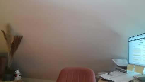 grau197077 online show from February 5, 11:03 am