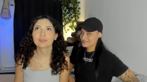grave_duo online show from August 7, 4:11 am