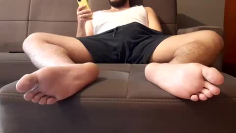 Snapshot of grboy5191808 chatting on February 2, 2:13 pm grboy5191808 online show from February 2, 2:13 pm