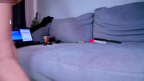 Anny online show from February 11, 7:01 am