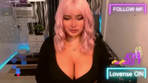 PAULATHEONE online show from February 2, 9:49 am