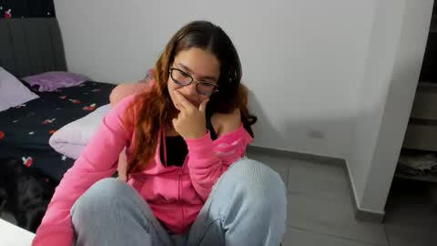 GreciaRuiz online show from November 28, 1:46 am