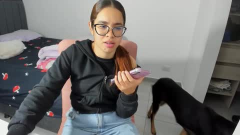 GreciaRuiz online show from November 16, 11:51 pm