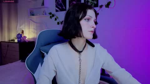 Snapshot of green_tea666 chatting on September 15, 11:17 pm Lilith online show from September 15, 11:17 pm