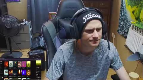 Greenlungs8195 online show from November 30, 6:53 am