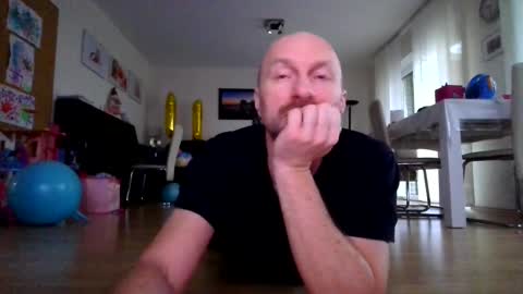 Snapshot of gregorius_1 chatting on January 22, 8:29 am Greg online show from January 22, 8:29 am