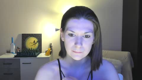 Snapshot of gretamiln chatting on December 7, 11:51 pm Greta online show from December 7, 11:51 pm