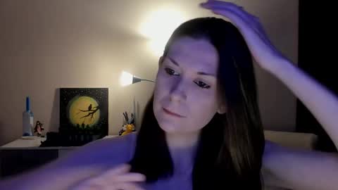 Snapshot of gretamiln chatting on September 23, 9:43 pm Greta online show from September 23, 9:43 pm