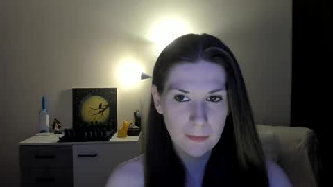 Snapshot of gretamiln chatting on October 30, 5:57 pm Greta online show from October 30, 5:57 pm