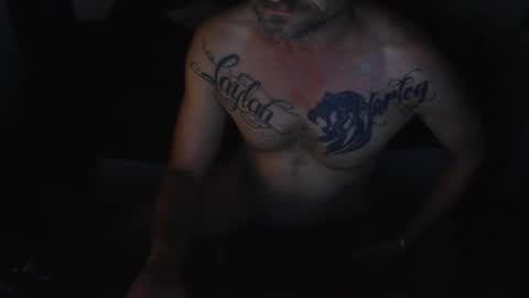 YOUNEEKWAYSTOPLEASEYOU online show from June 7, 2:06 am