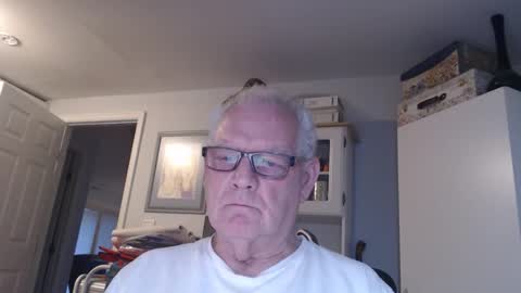 Horny Daddy online show from May 23, 11:06 am
