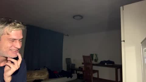 guardiannif_ online show from February 9, 8:13 pm