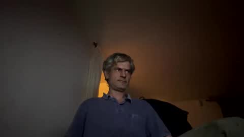 guardiannif_ online show from February 21, 2:06 am