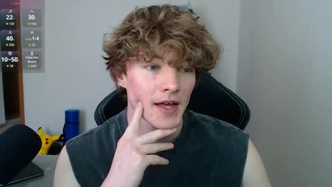 gucciboi4 online show from March 21, 3:49 pm