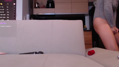 Elena online show from June 9, 10:20 pm