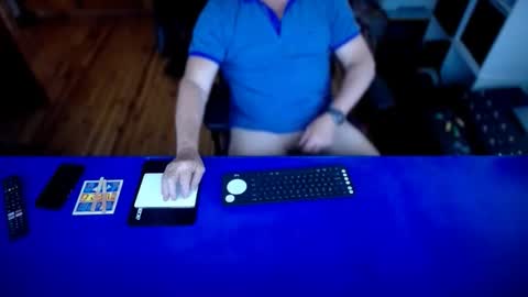 guesswhatigot2 online show from November 7, 5:32 am