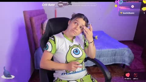 Hello Im Julieta Im 25 years old welcome to my room have fun and be happy. online show from September 16, 3:41 am