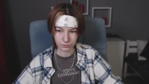 guitarandangell online show from February 3, 1:37 pm