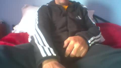 Snapshot of gunishment chatting on January 4, 2:14 pm gunishment online show from January 4, 2:14 pm