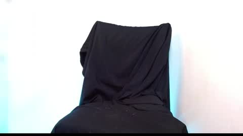 holl latino online show from April 24, 3:47 pm